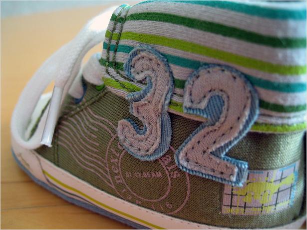 Adorable baby boys shoes & newborn shoes to complete their look. In smart styles & a pretty finish, these are a must-have. Next day delivery & free returns available.